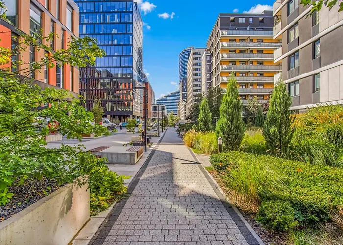 Nowe Centrum Poludniowe, Sun & Snow *