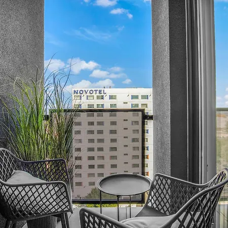 Nowe Centrum Poludniowe, Sun & Snow 아파트 *